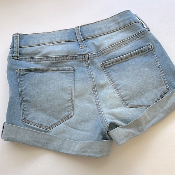 Rachel Roy Denim Shorts Women’s Size 2 Blue Stretch Ripped - Picture 2 of 7